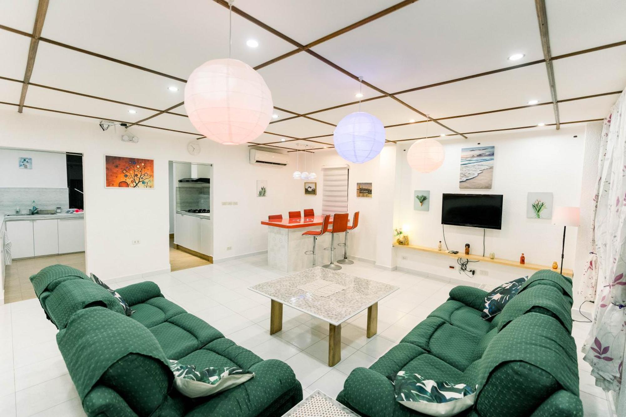 Luxury 4Br Apartment With Pool Behind Alona Beach Panglao Exterior photo