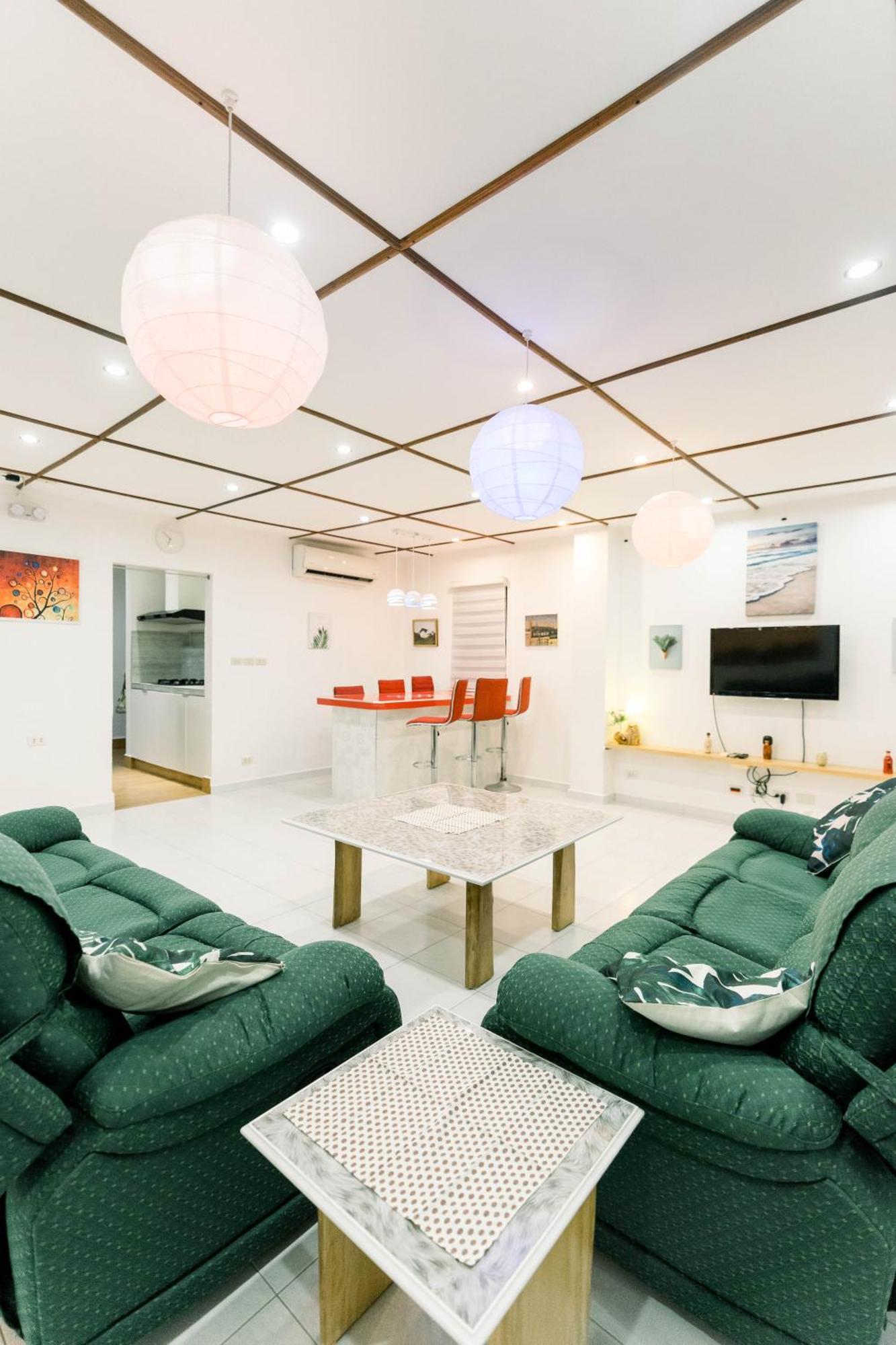Luxury 4Br Apartment With Pool Behind Alona Beach Panglao Exterior photo