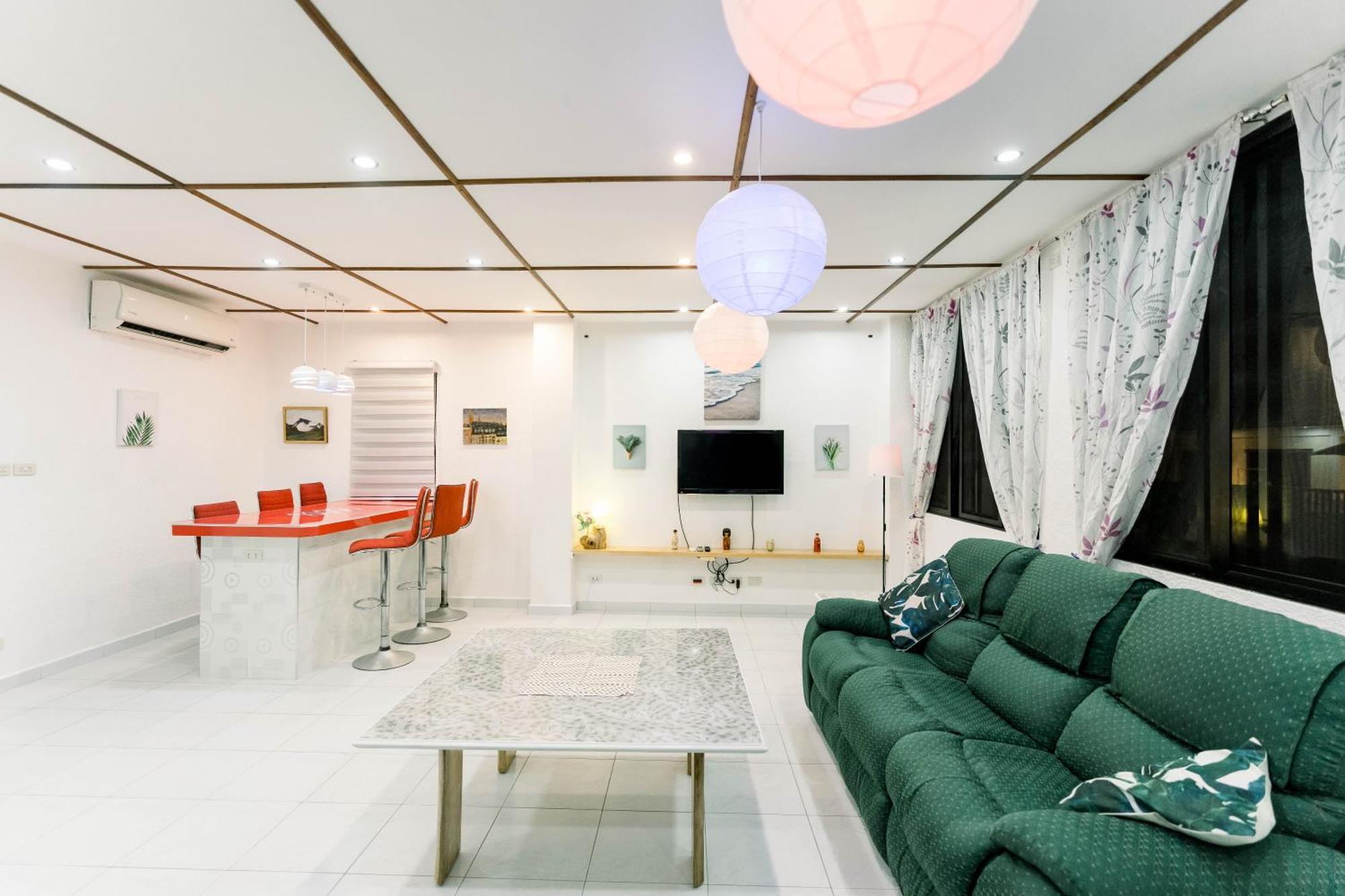 Luxury 4Br Apartment With Pool Behind Alona Beach Panglao Exterior photo